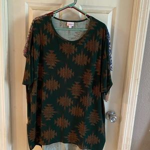 LulaRoe Irma Top XL